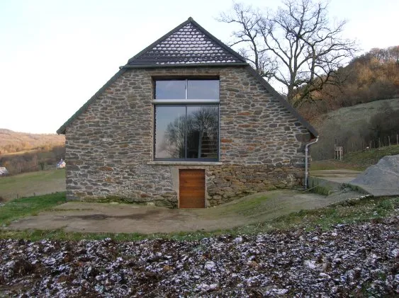 Die « vordere » Fassade