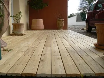 Blick auf die fertige Terrasse 1