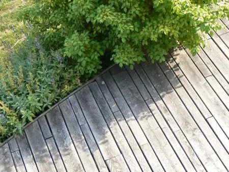 Beispiel 1 : eine Terrasse in Form eines Schiffsbugs